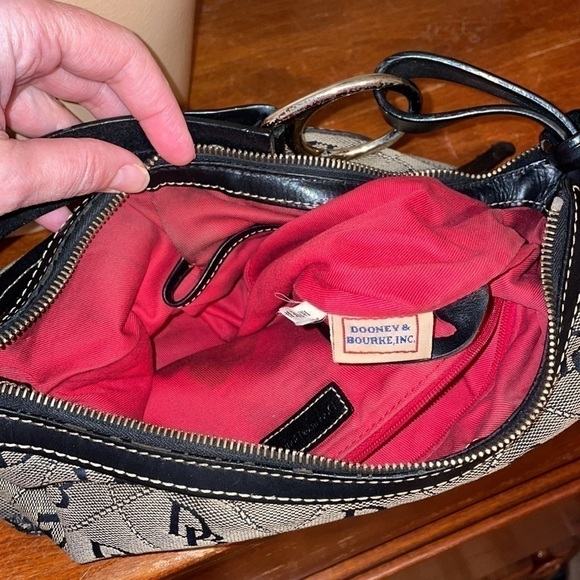 Dooney & bourke women’s purse shoulder bag Vintage logo black tan classic - Picture 8 of 12